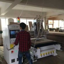 創新引領，精工智造 東莞福順五金機械廠專業打造鐘表拉枝料自動開料解決方案